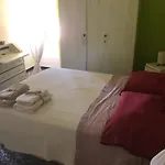 Tra Gli Ulivi