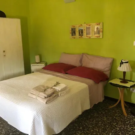 Tra Gli Ulivi *