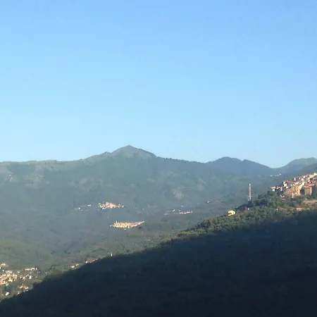 Tra Gli Ulivi * Chiusanico